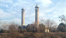 Xalq artisti Ağdam məscidində azan oxudu-VİDEO