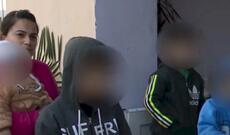 Astarada qayınata gəlini və dörd nəvəsini evə buraxmır - Video