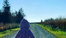 Azərbaycanda 13 yaşlı qız yoxa çıxdı