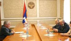 Manatın məzənnəsi sabit qalmaqda davam edir