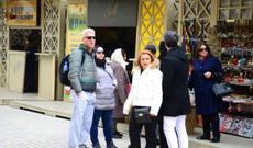 Azərbaycana gələn turistlərin sayı artmaqda davam edir