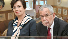 Avstriya prezidenti karantini pozub və qalmaqala səbəb olub