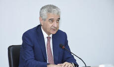 Əli Əhmədov: “Sosial şəbəkələrlə əlaqədar fəaliyyətdə hüquqi tənzimlənmə mexanizminin yaradılması sosial sifarişə çevrilib”