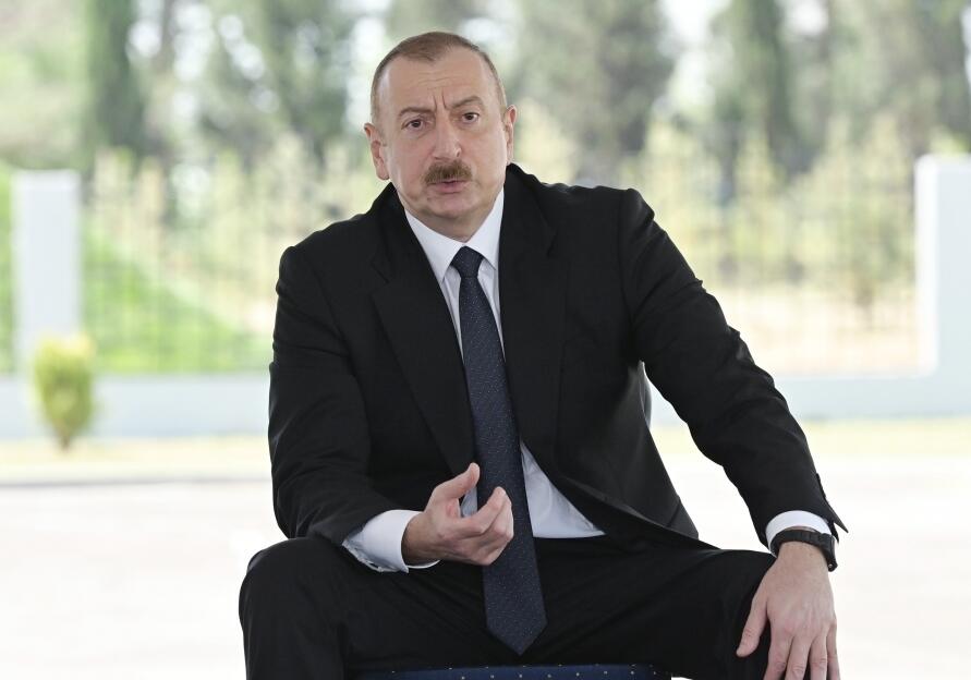 Prezident ermənilərə sərhəddən bu mesajı verdi