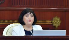 Sahibə Qafarova tibb işçilərini təbrik edib