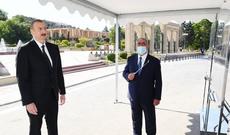 İlham Əliyev yeni piyada keçidinin açılışında