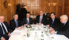 Həmsədrlər tərəfləri danışıqlara çağırır