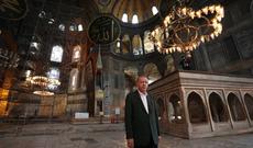 Ərdoğan Aya-Sofya məbədini ziyarət edib