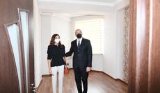 Prezident və birinci xanım təqdimat mərasimində