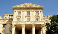 Azərbaycan XİN jurnalistləri təbrik edib