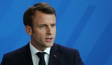 Makron Liviyada münaqişənin həlli üçün sanksiyalar tətbiq etməyə çağırıb