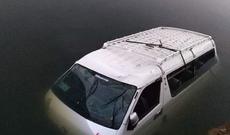 Misirdə mikroavtobus suvarma kanalına düşüb