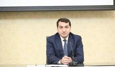 Hikmət Hacıyev narazı müğənniləri yerində oturdub