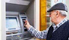 Sosial müavinət və təqaüd kartlarının istifadə müddəti uzadıldı