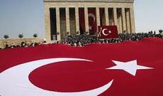 Avqustun 30-u Türkiyə tarixinin ən önəmli günlərindən biri - Zəfər bayramıdır