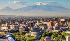 İrəvanın mərkəzi küçələrinin birində atışma baş verib