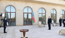 Prezident iki ölkənin yeni səfirlərini qəbul edib