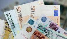 Rusiyada avro bahalaşmaqda davam edir