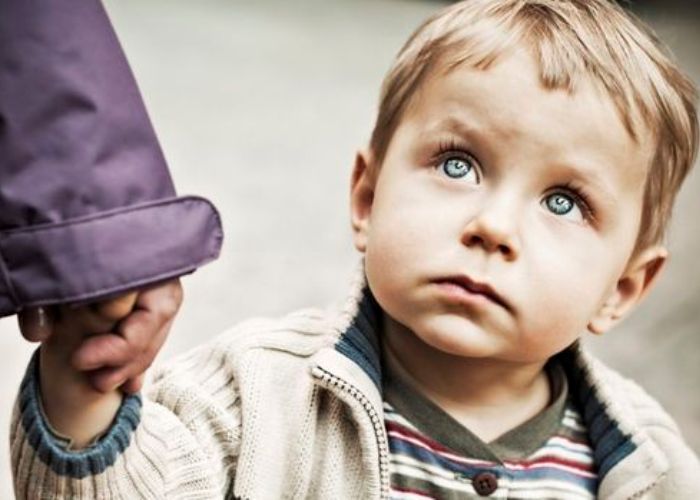 Övladlığa götürülən uşağa görə müavinətlərin məbləği açıqlanıb