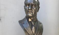 Siyasi xadim və dövlət xadimi Mustafa Kamal Atatürkün büstü hazırlanıb