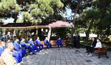 Prezident İlham Əliyev və birinci xanım Mehriban Əliyeva Müdafiə Nazirliyinin Mərkəzi Hərbi Klinik Hospitalında müalicə olunan yaralı hərbçilərlə görüşüblər