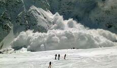 ABŞ-da qar uçqunu nəticəsində bir neçə nəfər həlak olub