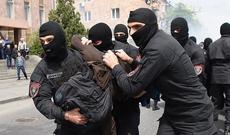 Ermənistanda maşın partladıldı, atışma oldu: ölənlər var