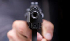 Azərbaycanda polis şöbədə həyat yoldaşını xidməti silahla öldürdü