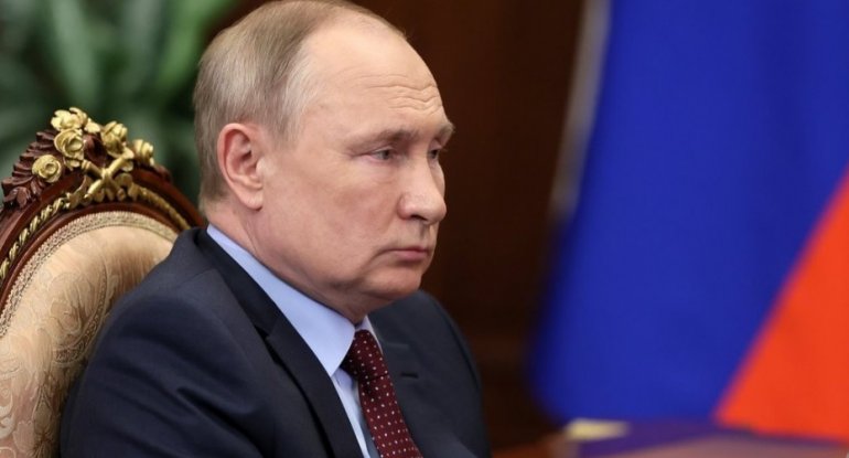 Putin MAQATE-nin məruzəsini təkzib etməyə cəhd edərək, özü-özünə etiraz etməli olub...