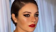 Ezgi Mola izləyicisini məhkəməyə verdi