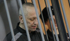 Rusiyada 80-dən çox adamı qətlə yetirən “Anqarsk manyakı” 3 qətl işi üzrə daha 10 il həbs cəzasına məhkum edilib