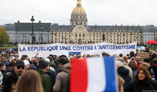 Parisdə irqçilik və immiqrasiya qanunlarına qarşı nümayiş keçirilib