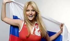 Qaldığı hotel aktrisanı məhkəməyə verdi