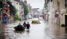 Fransada daşqın səbəbindən həbsxana evakuasiya edildi