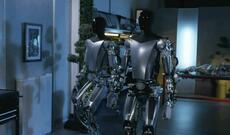 Teslanın robotu fabriki qan gölünə çevirib