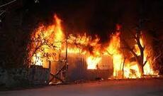 Göyçayda 6 otaqlı ev yanaraq kül olub