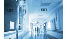 Bakıda iki maşının arasında qalan piyadanın ayaqları amputasiya edildi