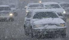 Şəkidə qar yolları iflic edib, avtomobillər yolda qalıb