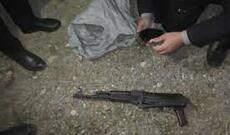 Şəmkirdə “Kalaşnikov” satmaq istəyən şəxs saxlanılıb