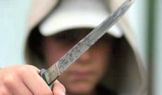 Bakıda dava: gənc oğlan bıçaqlandı