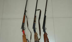 Laçında qanunsuz saxlanılan odlu silahlar təhvil götürülüb