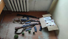 Xankəndidə məktəbdə silah-sursat aşkarlanıb