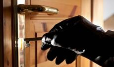 Bakıda qapısı açıq mənzildən 18 500 manat oğurlanıb