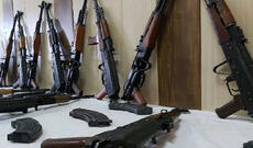 Paytaxt və respublikanın ayrı-ayrı rayonlarında qanunsuz saxlanılan silah və sursatlar təhvil götürülüb