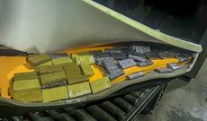 Gömrükçülər maşında gizlədilən 21 kq heroini aşkarladı