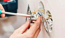 Sumqayıtda “Azərişıq” ASC-nin əməkdaşını elektrik cərəyanı vurub