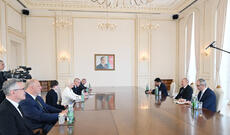 Prezident İlham Əliyev Latviya Seyminin sədrinin başçılıq etdiyi nümayəndə heyətini qəbul edib