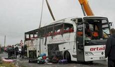 İranda avtobus qəzası - Ölən və yaralananlar var