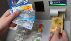 Dörd nəfərin bank kartlarından müxtəlif vaxtlarda pul oğurlamaqda şübhəli bilinən şəxslər saxlanılıblar