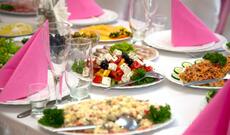 Toyda 5 nəfər paytaxt salatından zəhərləndi - AÇIQLAMA